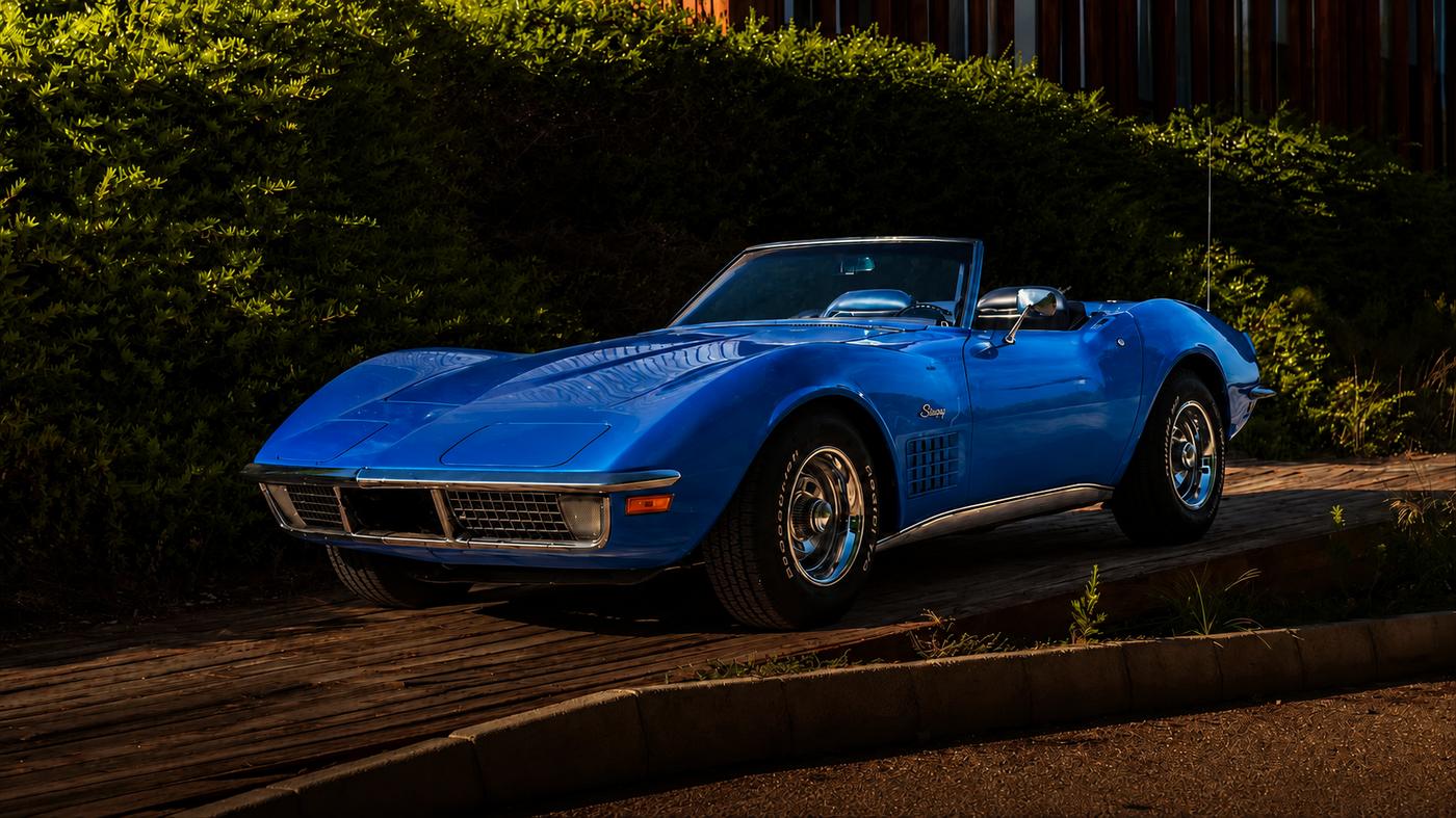Blue Chevrolet Corvette Stingray convertible